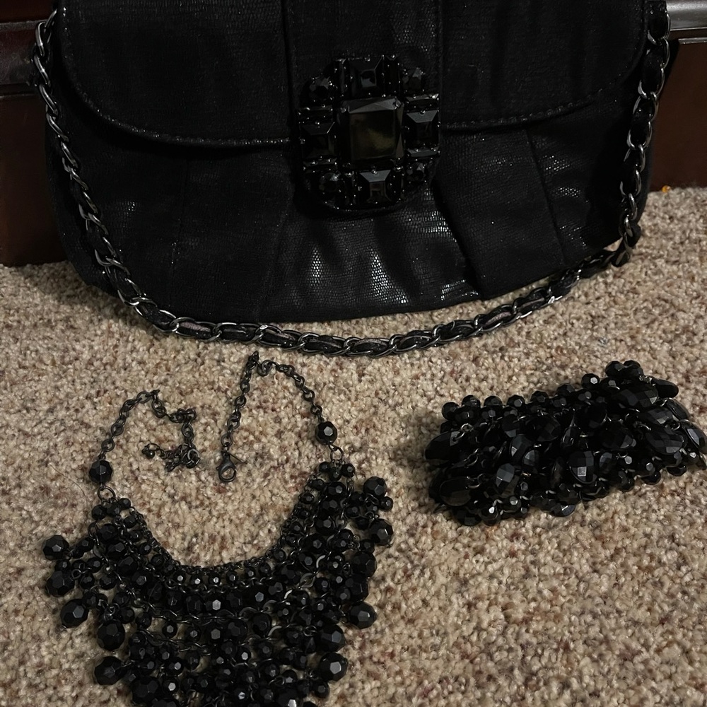 Evening clutch with accessories!